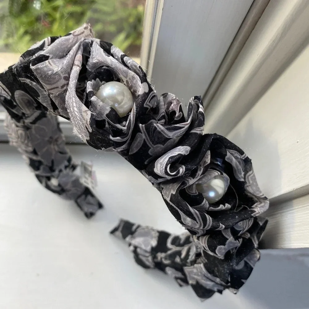 NWT Anthropologie Ruffle Embellished Headband